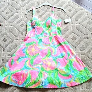 Lilly Pulitzer dress. Size 6.